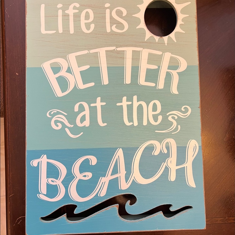 dei Life is Better at the Beach wood wall art. Excellent condition